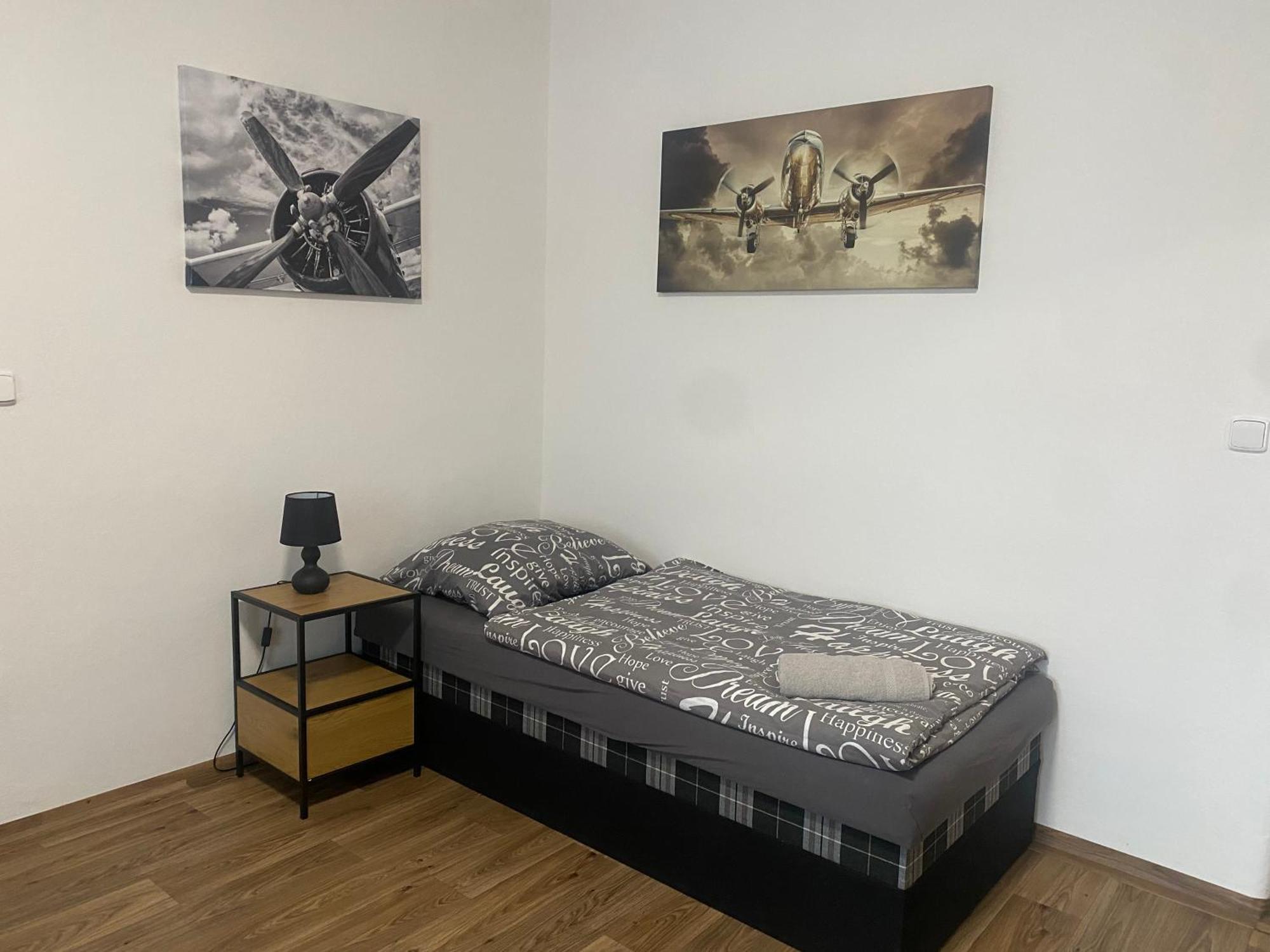 Cerna Ruze - Apartman 3 Pilsen Exterior photo