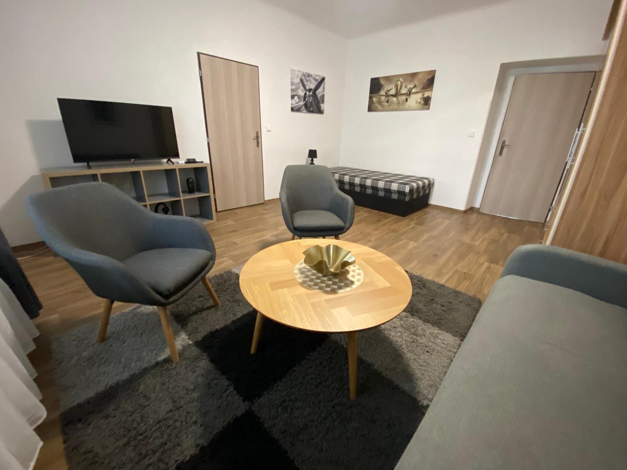 Cerna Ruze - Apartman 3 Pilsen Exterior photo